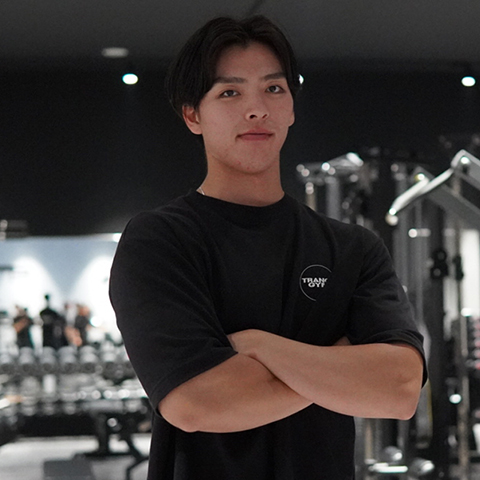 トレーナー 川崎 隆大